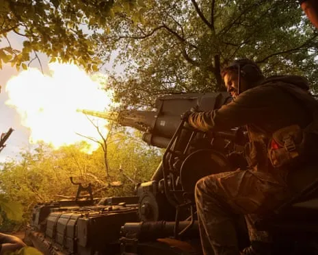 Zelenskyy Reports Important Progress as Forces Repel Russian Advances